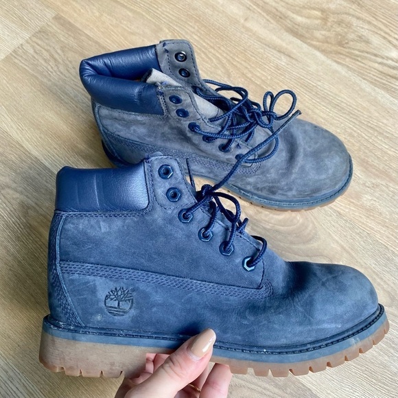 Timberland Blue Nubuck Leather Waterproof Boots Classic 6“ Youth/ Unisex - Picture 1 of 5